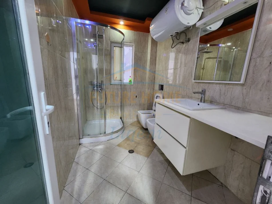 Tirane, shitet apartament 2+1 Kati 5, 78 m² 163.000 € (RRUGA E KAVAJES)