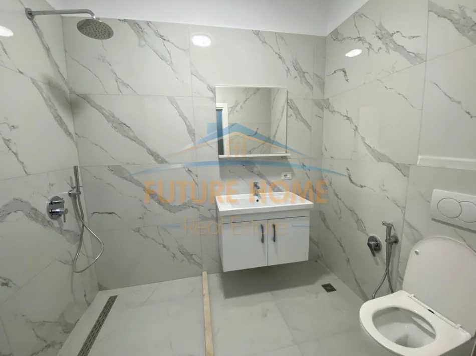 Tirane, shitet apartament 2+1 Kati 4, 75 m² 145.000 € (Unaza e re)