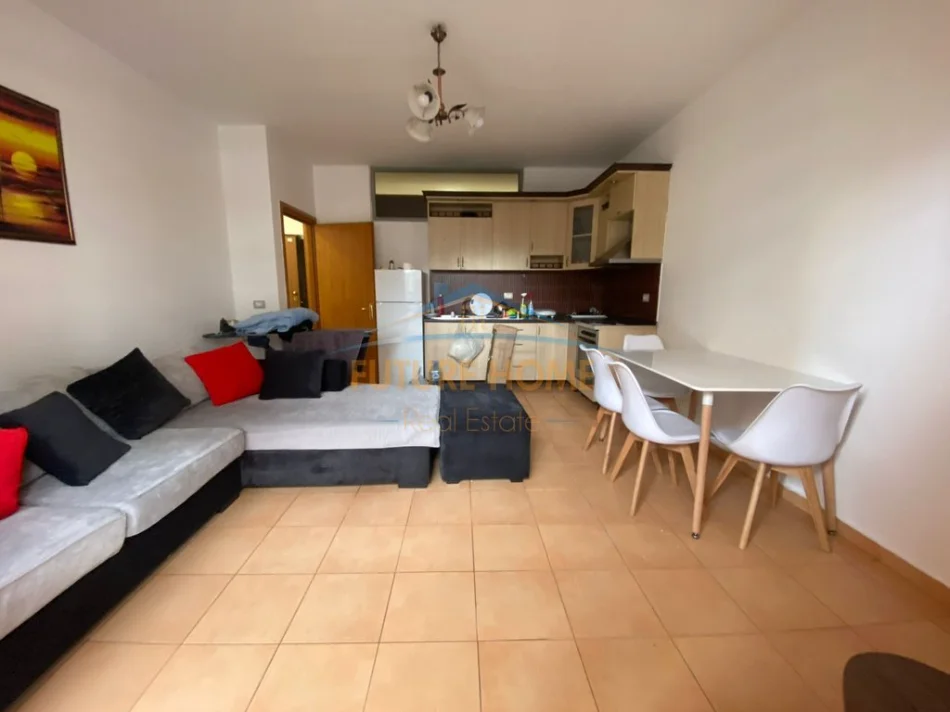 Qera Apartament 1+1, Unaza e Re, Tiranë
