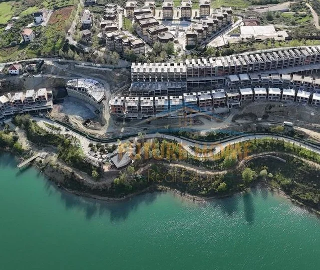 Shitet, Duplex, Swan Residence, Farke