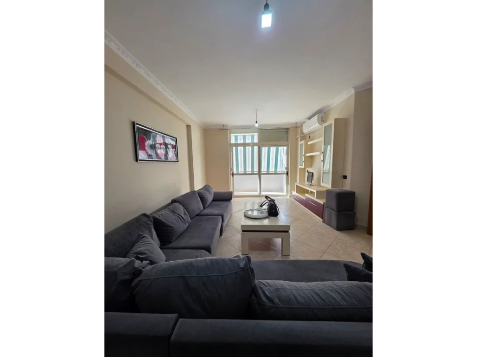 Tirane, shitet apartament 2+1+Ballkon Kati 1, 109 m² 142.000 € (Unaza e Re)