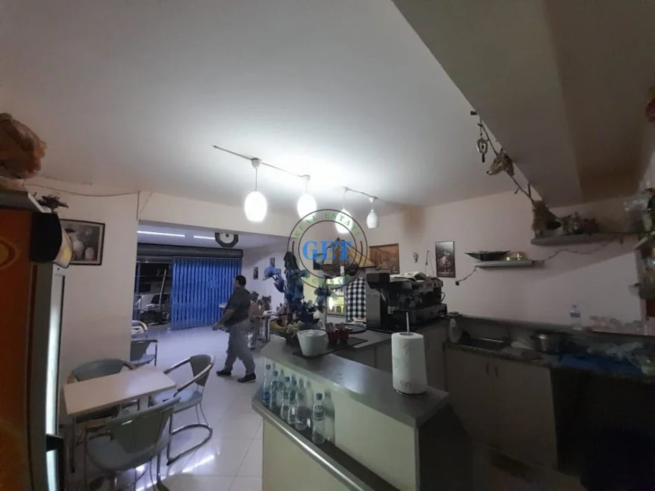 Durres, shitet ambjent biznesi Kati 0, 88 m² 165.000 € (Ish URT, Durres)