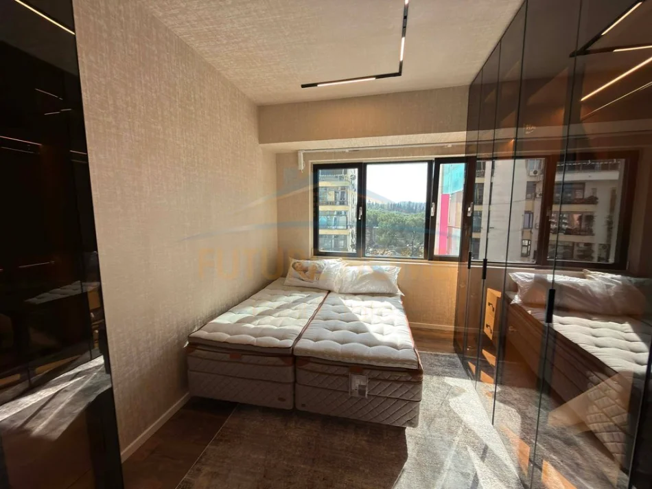 Shitet, Apartament 2+1+2, Ambasador 3, Tiranë, Kontakto per cmimin