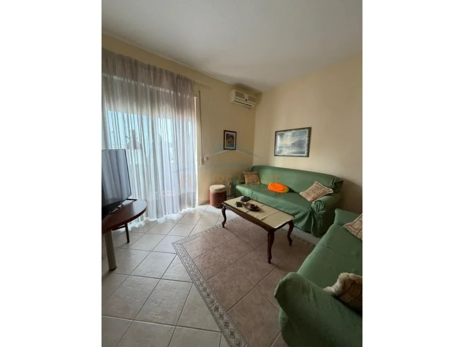 Durres, shitet apartament 1+1+Ballkon Kati 4, 74 m² 150.000 € 