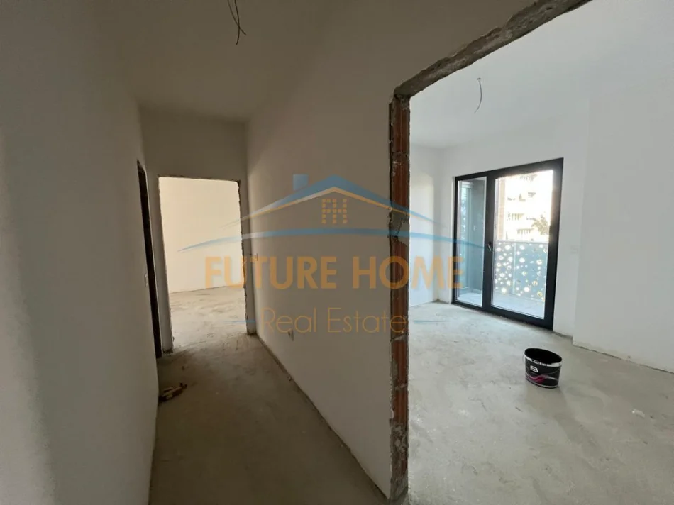 Tirane, shitet apartament 1+1+Aneks+Ballkon Kati 3, 71 m² 192.000 € (Corner Rezidence)