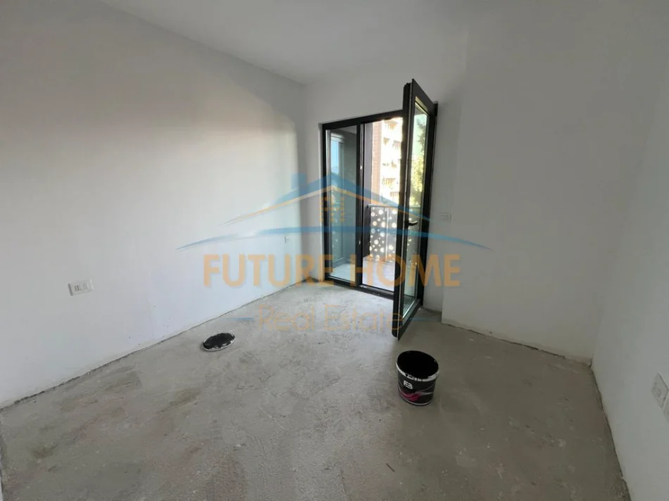 Tirane, shitet apartament 1+1+Aneks+Ballkon Kati 3, 71 m² 192.000 € (Corner Rezidence)