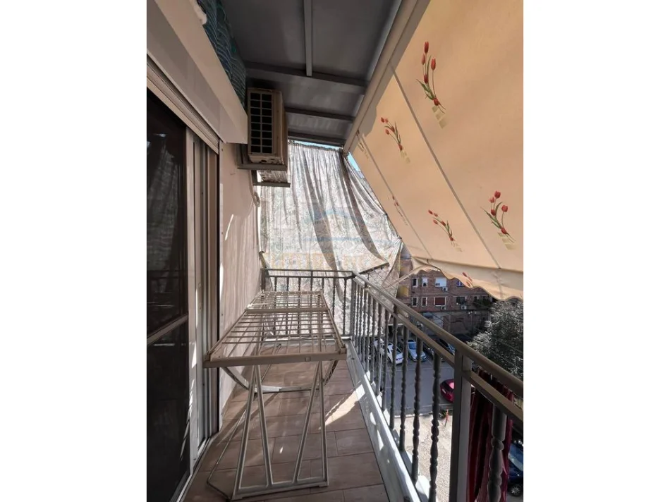 Tirane, shitet apartament 2+1 , 76 m² 166.000 € (PAZARI I RI)