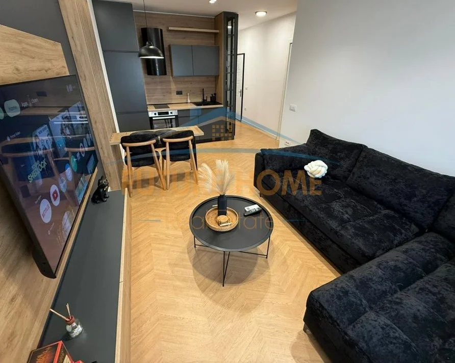 Qera, Apartament 1+1, Kopshti Zoologjik, Tiranë.