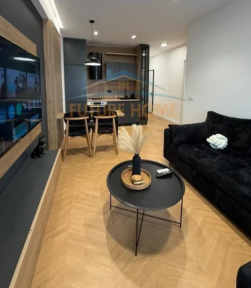 Qera, Apartament 1+1, Kopshti Zoologjik, Tiranë.