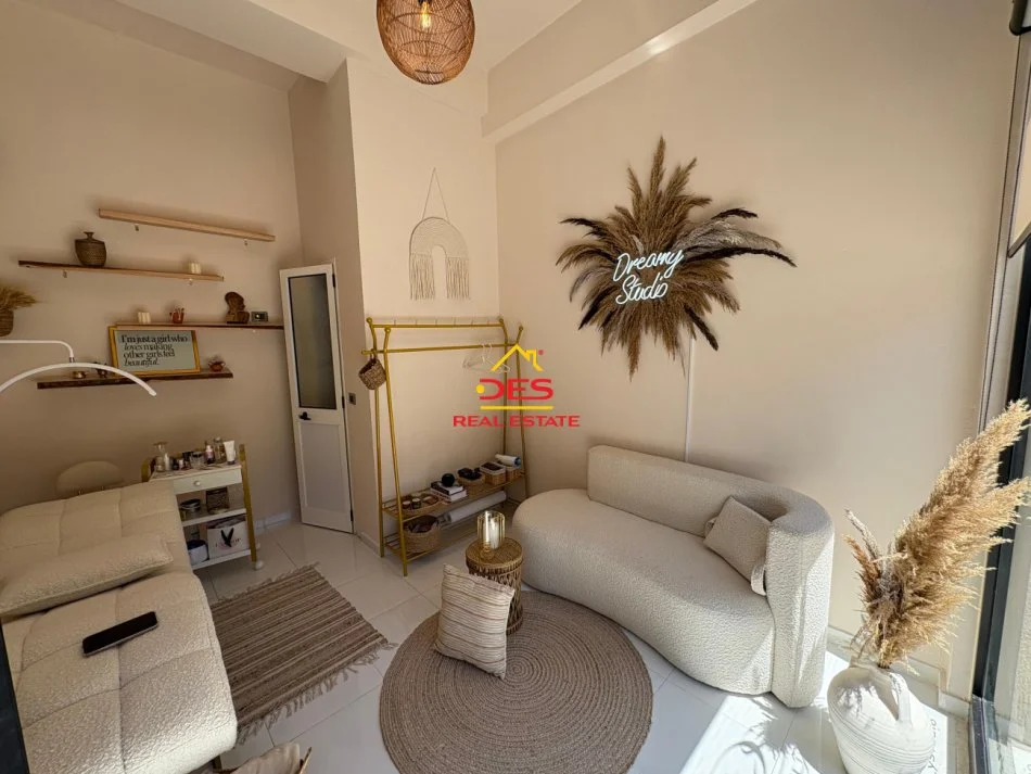 Vlore, shitet ambjent biznesi Kati 0, 30 m² (Rruga Sadik Zotaj)