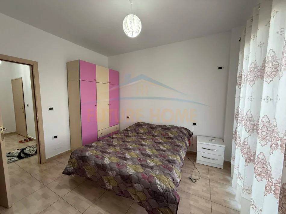 Tirane, jepet me qera apartament 2+1 Kati 5, 120 m² 400 € (Astir)