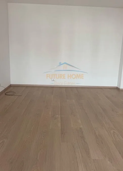 Tirane, jepet me qera apartament 2+1+Ballkon Kati 5, 118 m² 700 € (Akses Tirana)