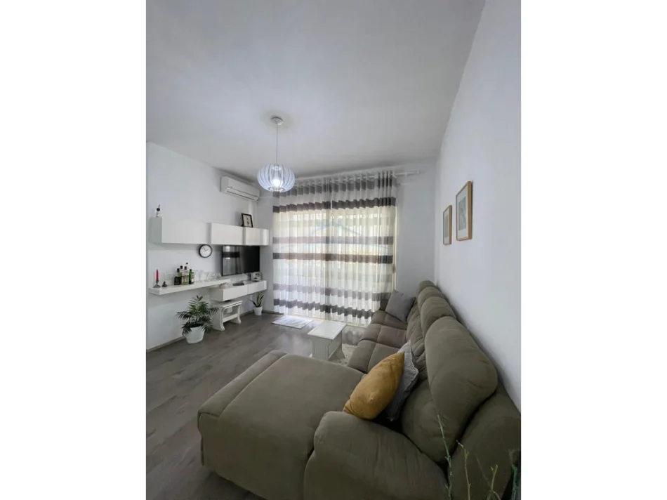 Tirane, shitet apartament 1+1 Kati 7, 68 m² 95.000 € 