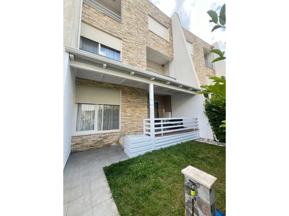 Tirane, shitet apartament 2+1 Kati 0, 71 m² 265.000 €