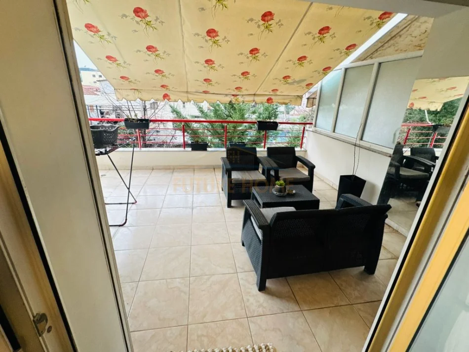 SHITET APARTAMENT 1+1 ( i konvertueshem ne 2+1 )  TEK HIPOTEKA, RRUGA ALBANOPOLI