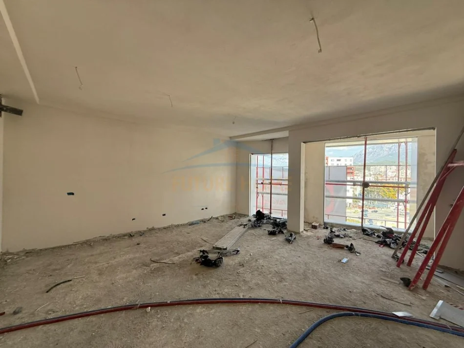 Tirane, shes apartament 3+1 Kati 3, 127 m² 202.928 € (Porcelan , Tirane)