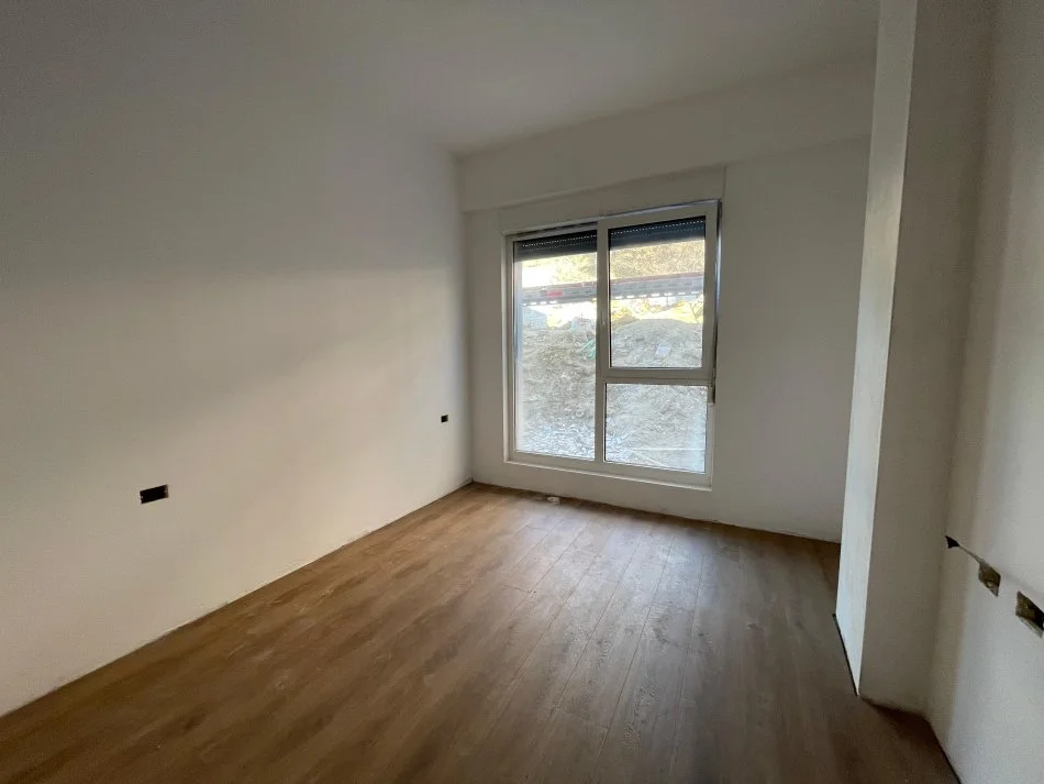 Tirane, shitet apartament 1+1+Ballkon Kati 1, 46 m² 59.540 € (Rezidenca OXA Fresk)