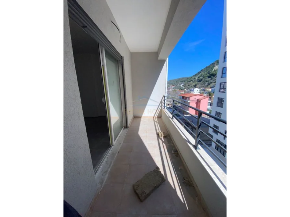 Vlore, shitet apartament 2+1+Ballkon Kati 5, 106 m² 218.400 € (Lungomare)