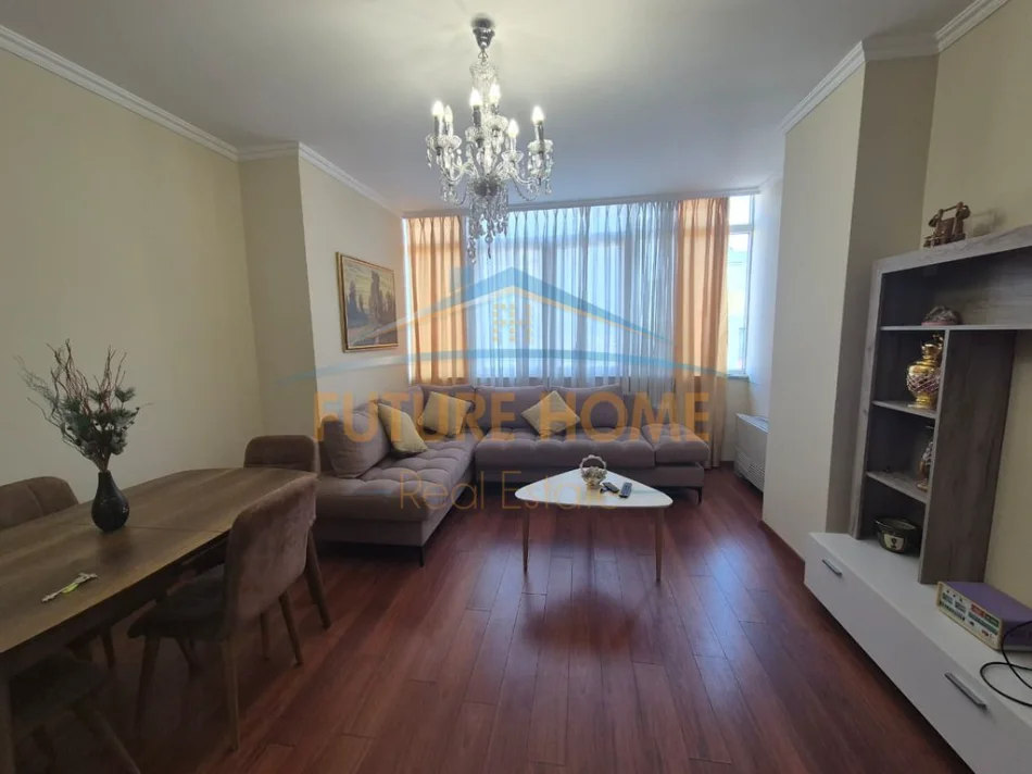 Tirane, shitet apartament 2+1, Kati 8, 95 m² 230.000 € (Bulevardi Zhan D'Ark) Prane Ministrise se Jashtme