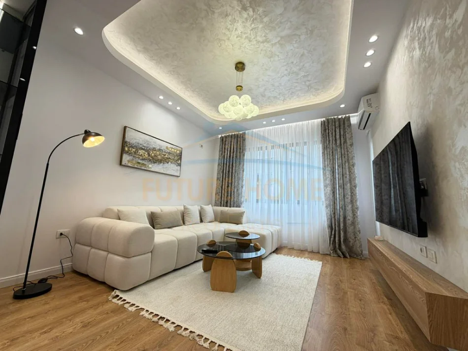 Tirane, shitet apartament 1+1+Aneks+Ballkon Kati 1, 55 m² 109.000 € (Misto Mame)