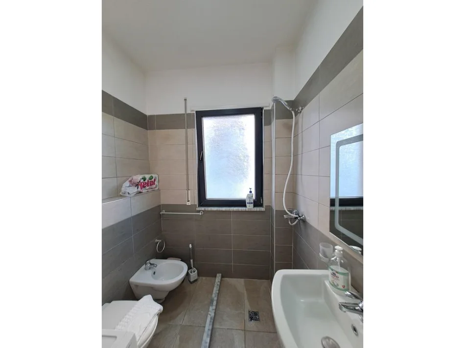 Tirane, shitet apartament 2+1+2+Post Parkimi+Ballkon Kati 1, 85 m² 210.000 € (Don Bosko)