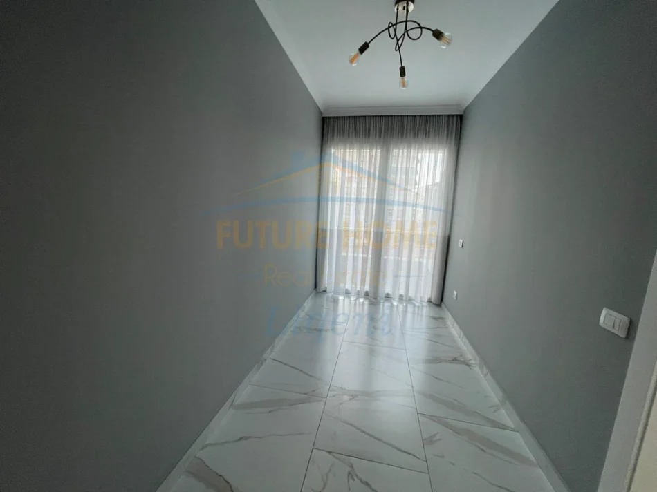 Tirane, jepet me qera apartament 2+1 Kati 3, 88 m² 1.200 € (Sheshi Willson)