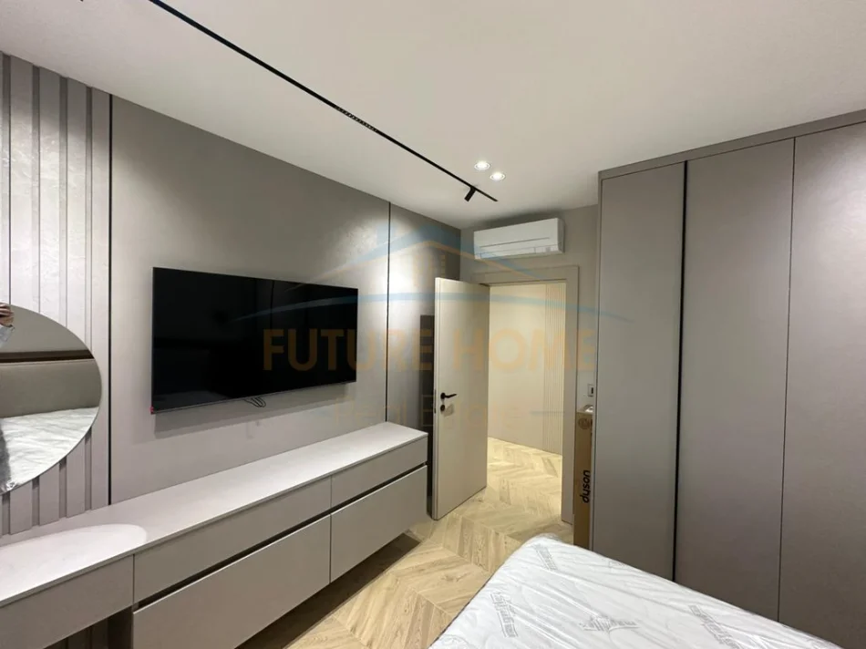 Tirane, jepet me qera 1+1 Kati 4, 65 m² 850 € (Rruga "Him Kolli" Myslym Shyri)