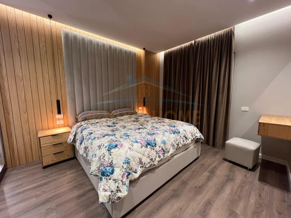 Tirane, shitet apartament 2+1 Kati 1, 97 m² 260.000 € (Ali Demi, në zonën e Ish Markatës)