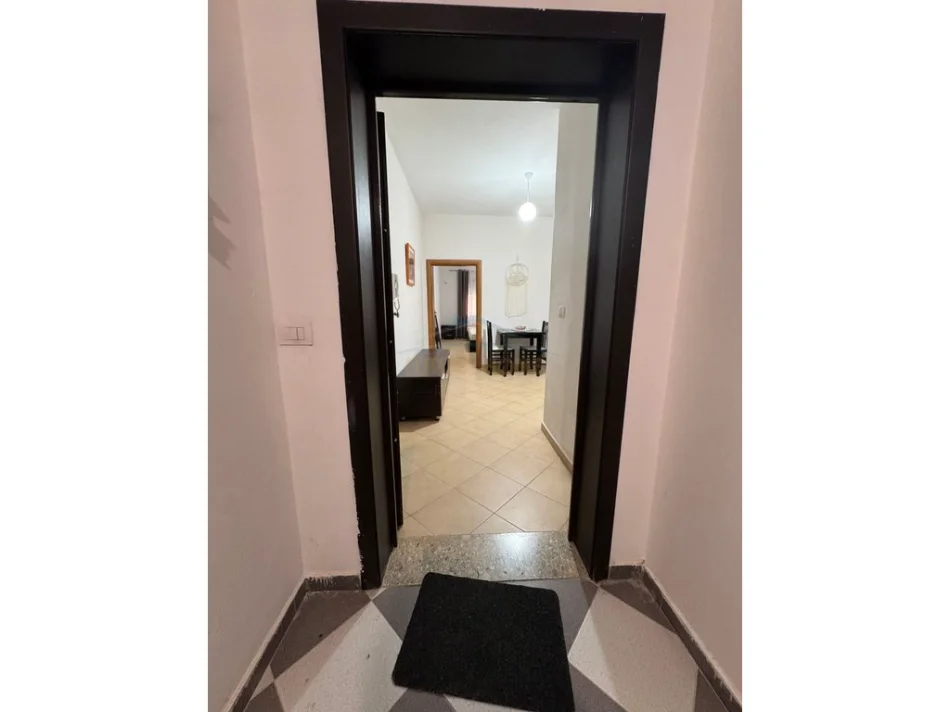 Vlore, shitet apartament 1+1+Ballkon Kati 3, 81 m² 150.000 € (Vlore)