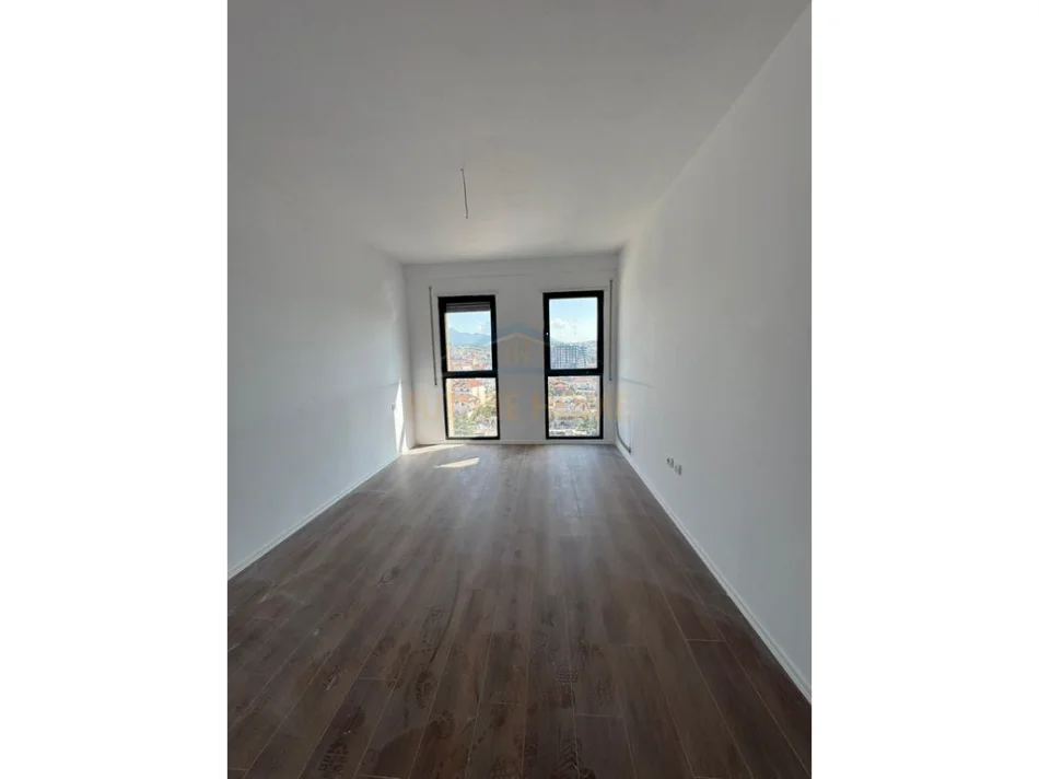 Tirane, shitet apartament 2+1 Kati 8, 101 m² 246.000 € (Kompleksi ASL 2)