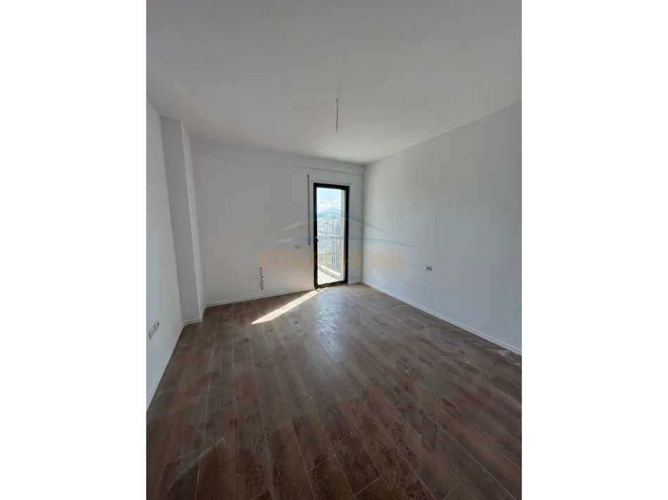 Tirane, shitet apartament 2+1 Kati 8, 101 m² 246.000 € 