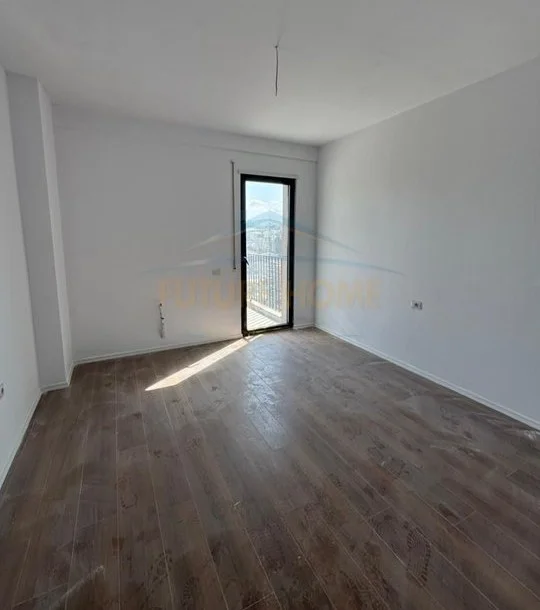 Tirane, shitet apartament 2+1 Kati 8, 101 m² 246.000 € (rruga sadik petrela)