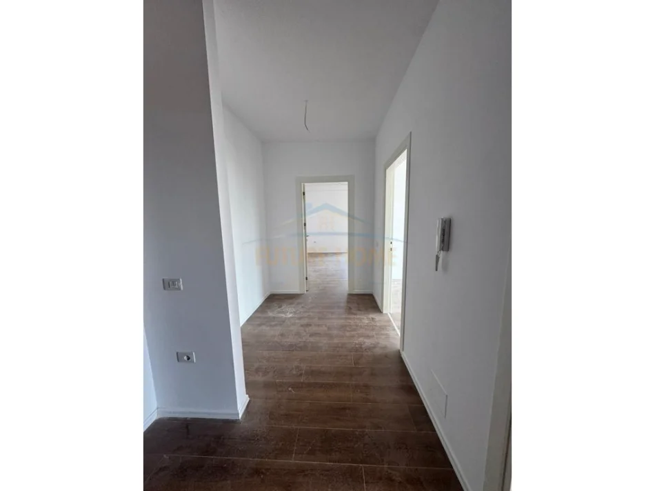 Tirane, shitet apartament 2+1 Kati 8, 101 m² 246.000 € 