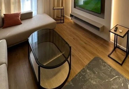 Tirane, jepet me qera apartament 1+1 Kati 7, 53 m² 470 € (ali demi)