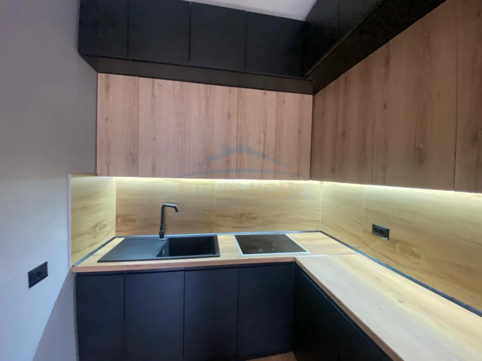 Tirane, shes apartament 1+1 Kati 1, 66 m² 130.000 € (Rruga Irfan Tomini)