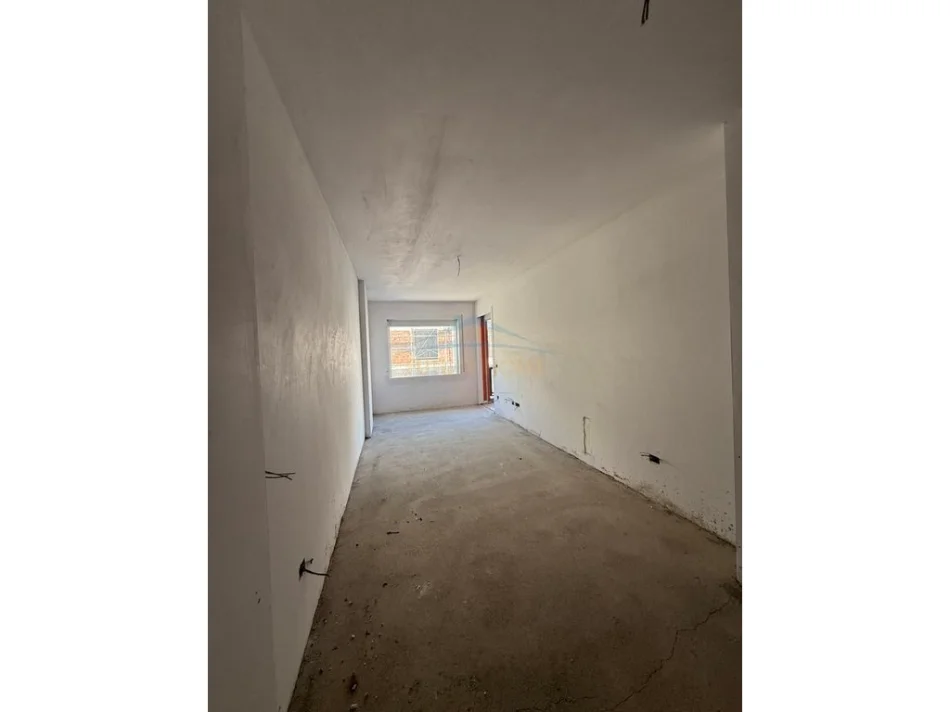 Tirane, shitet apartament 1+1 , 63 m² 83.714 € (PASKUQAN)