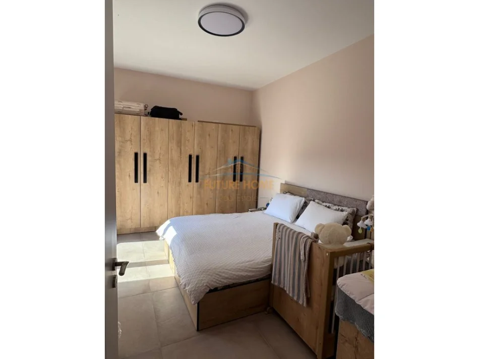 Tirane, shitet apartament 1+1+Ballkon Kati 5, 70 m² (PASKUQAN)