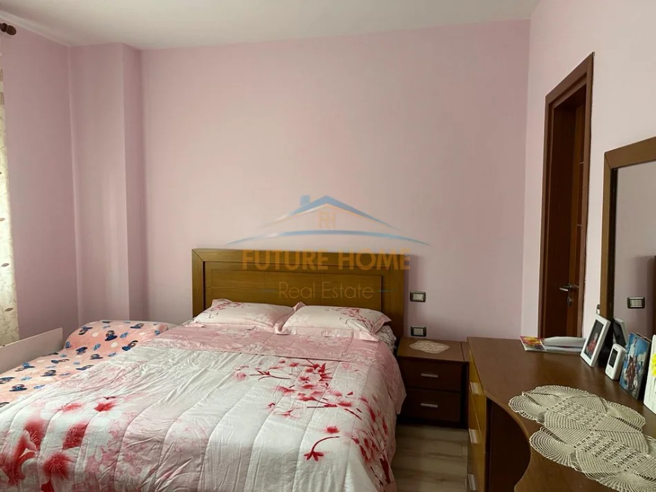 Tirane, jepet me qera apartament 2+1 Kati 6, 97 m² 600 € (Rruga Besim Alla, Yzberisht,)