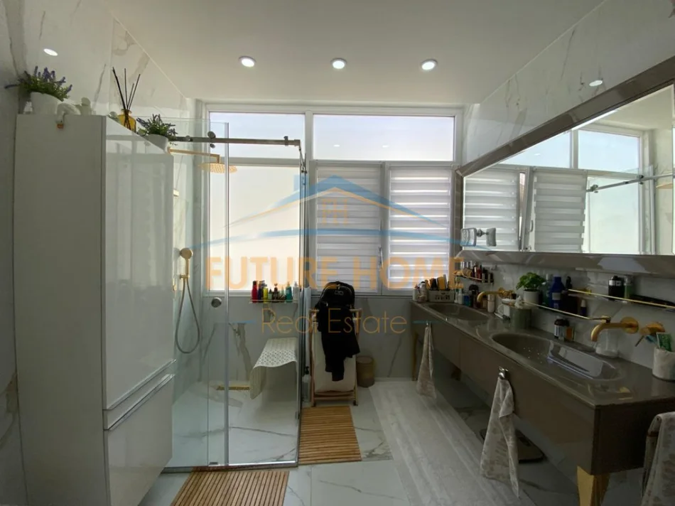 Tirane, shitet apartament 3+1+Ballkon Kati 5, 650.000 € (LIQENI I THATE)