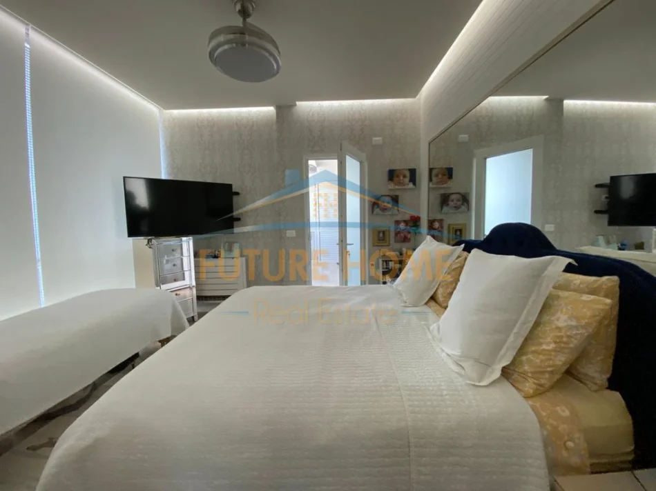 Tirane, shitet apartament 3+1+3+Ballkon Kati 5, 203 m² 650.000 € (Liqeni i Thate)