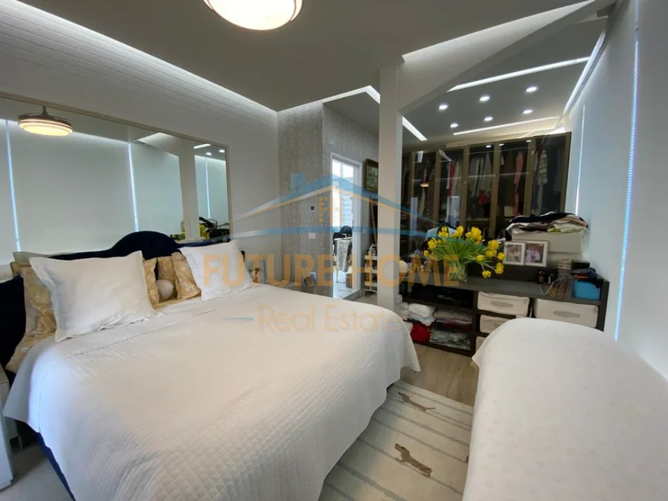 Tirane, shitet apartament 3+1 Kati 5, 203 m² 650.000 € (Liqeni i Thate)