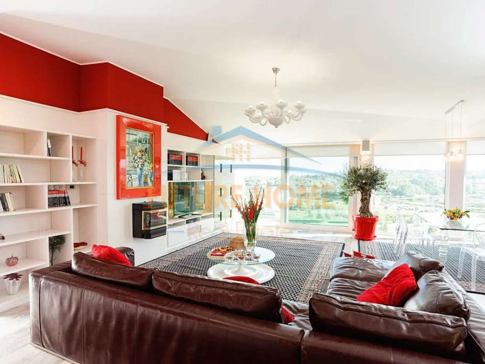 Tirane, shitet apartament 2+1+Ballkon Kati 6, 203 m² 650.000 € 