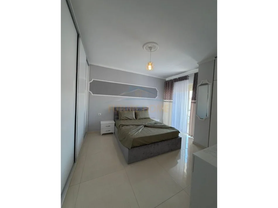 Durres, shitet apartament 1+1+Ballkon Kati 6, 75 m² 120.000 € 