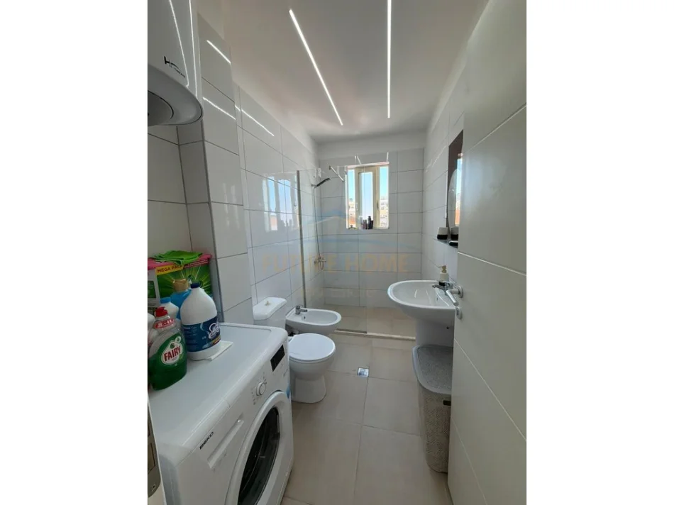 Durres, shitet apartament 1+1+Ballkon Kati 6, 75 m² 120.000 € 