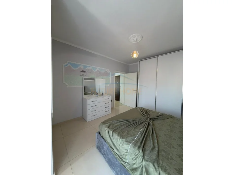 Durres, shitet apartament 1+1+Ballkon Kati 6, 75 m² 120.000 € 