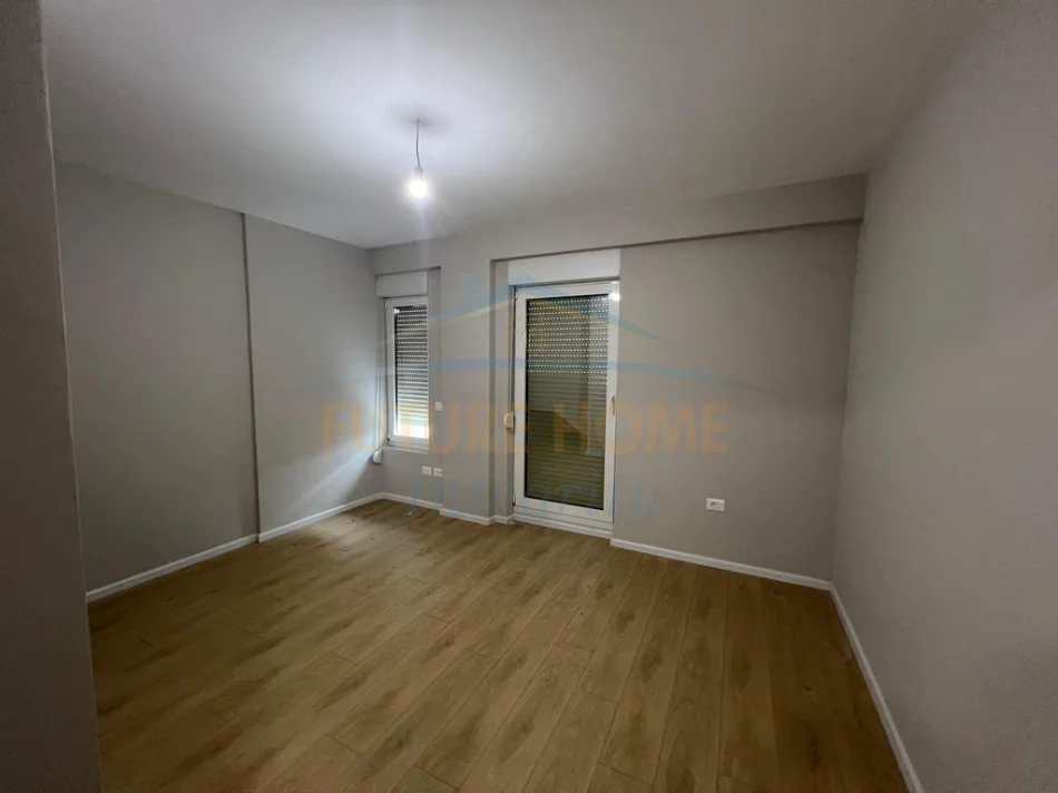 Tirane, shitet apartament 3 Katshe , 197 m² 390.000 € (FARKE , ABA RESIDENCE)