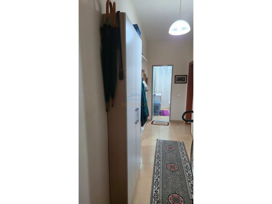 Tirane, shitet apartament 2+1 Kati 2, 87 m² 115.000 € (Yzberisht, ne rrugen Besim Alla)