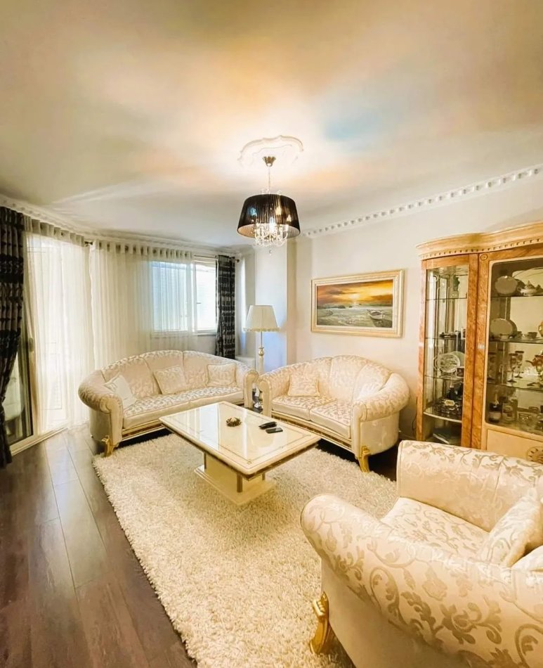 Tirane, shitet apartament 2+1, , 123 m2 178,000 € (Don Bosko)