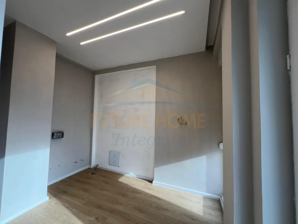 Tirane, shitet Vile 2+1 Kati 1, 197 m² 390.000 € (AbA Residence)