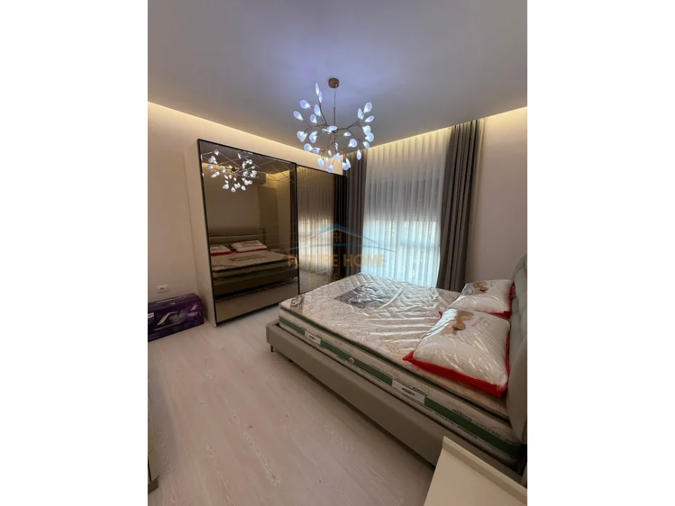 Tirane, jepet me qera apartament 1+1 Kati 6, 75 m² 850 € (Rruga Odhise Paskali, Pazari i ri)